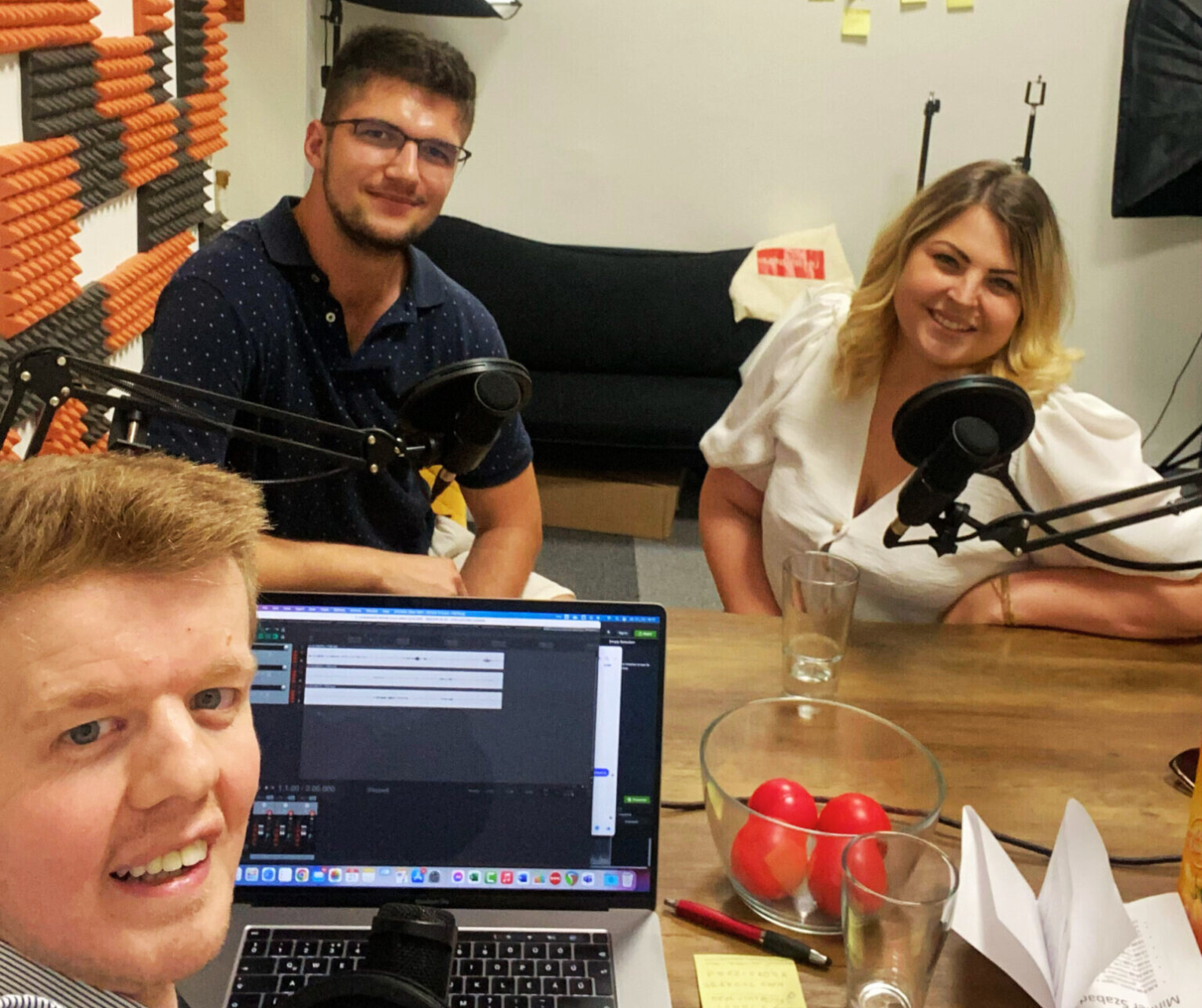 Hallgasd meg a podcastot!